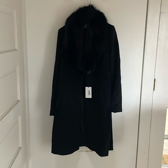 sophia cashmere Jackets & Blazers - NWT $1798 SOPHIA CASHMERE LUXURY BLACK FOX FUR COAT MOB WIFE 2 (XS)